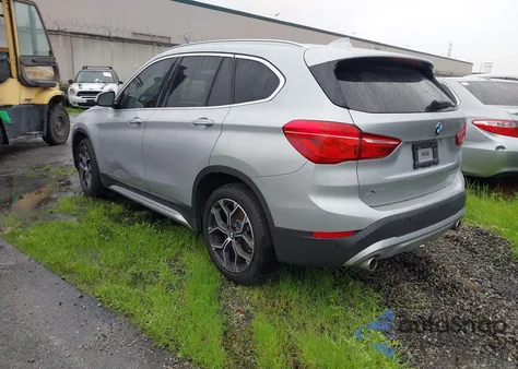 2020 BMW X1 xDrive28I из США, поврежденный, VIN WBXJG9C02L5P63499